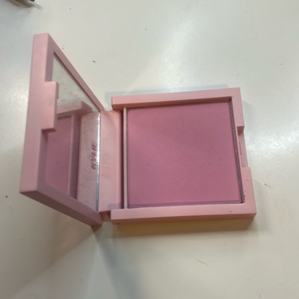 Kylie blush